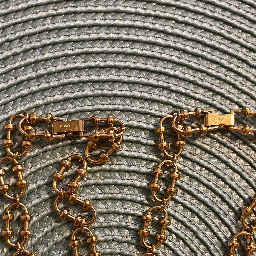 Avon Chainlink Necklace and Bracelet Set - Picture 3 of 3